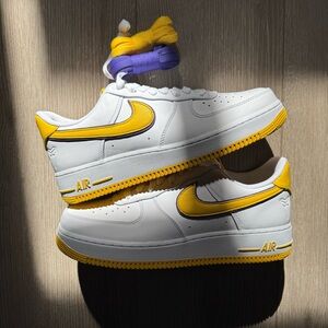 Nike Air Force 1 Low Retro QS
Kobe Bryant Lakers Home